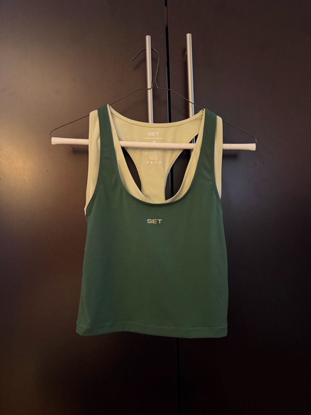 SET Green Scoop Neck Tank - Picture 2 of 7